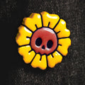 Épingle en argile Tête de mort et tournesol